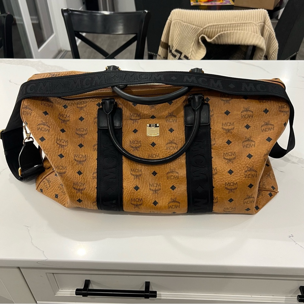 MCM weekender bag in visetos original